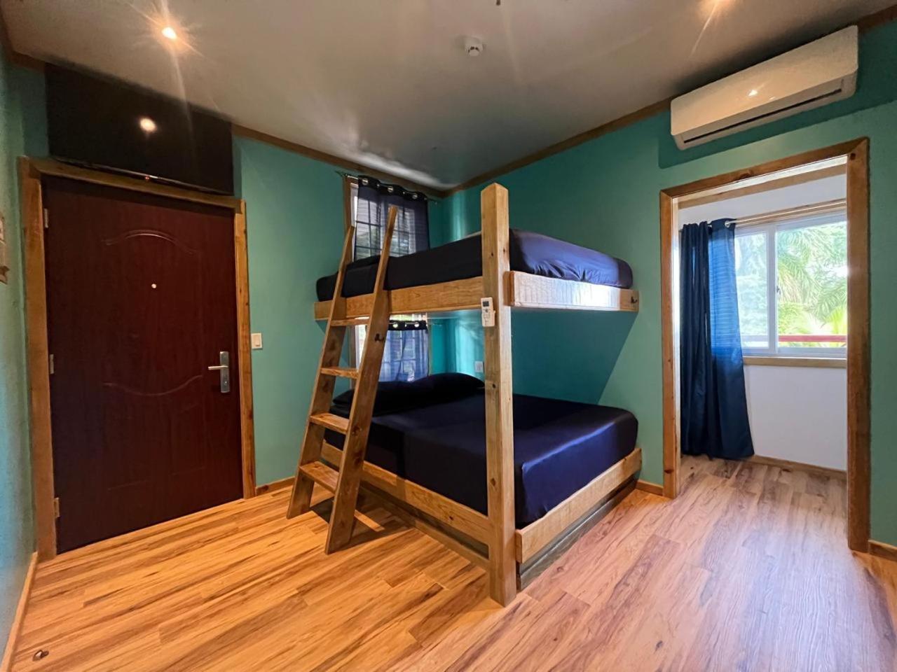 Вилла Skully'S House Big Creek Экстерьер фото